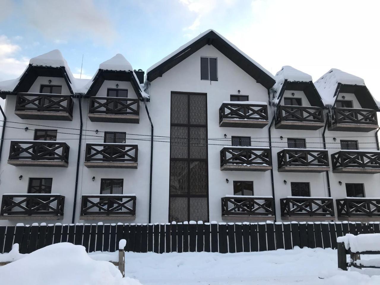 Villa Loiza Bukovel Exterior photo